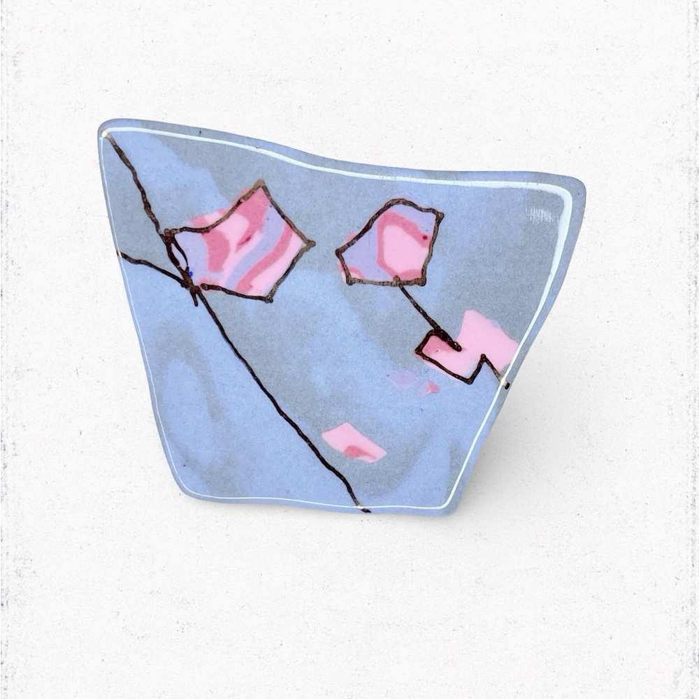 575. Handmade Ceramic Periwinkle Brooch